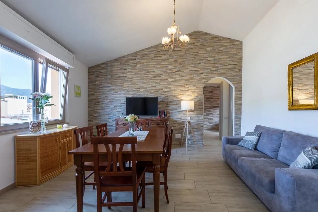 Apartment Ampio Trivano Centrale Con Wifi Villasimius