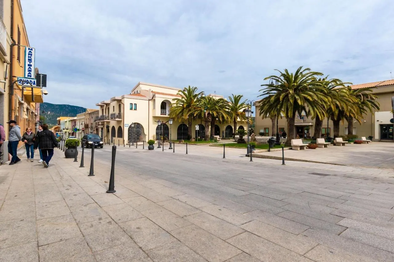 Ampio Trivano Centrale Con Wifi Villasimius 0*,