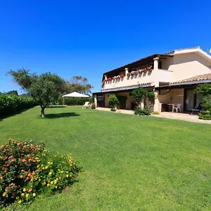 2* Апарт-отель Porto Giunco